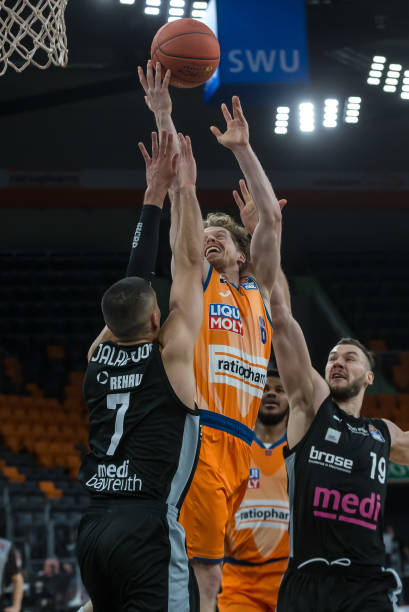 不仅在个人 不仅在个人