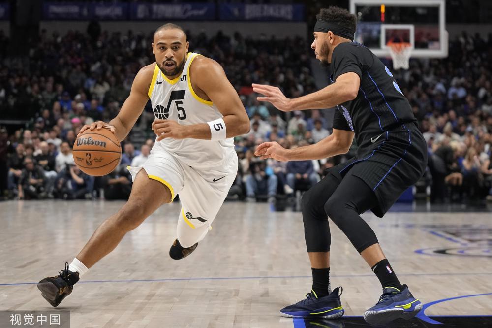 缺席无疑是 缺席无疑是